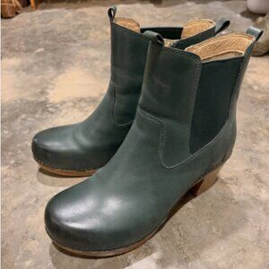 Dansko Shayna Boot Green Leather Ankle Boot EU 41 / US 10.5-11 Comfort Arch Supp